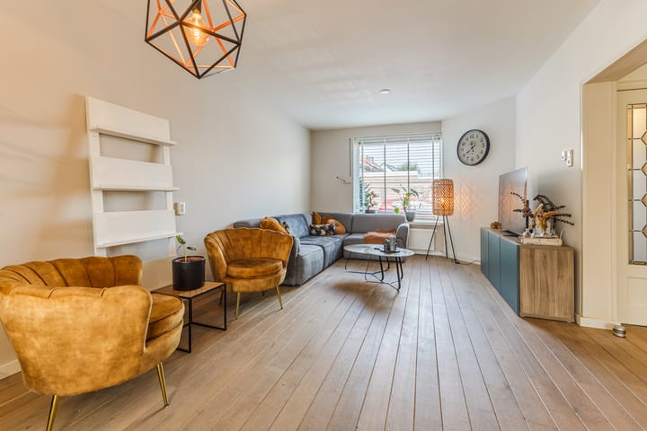 Foto 2 van Reinoldstraat 8