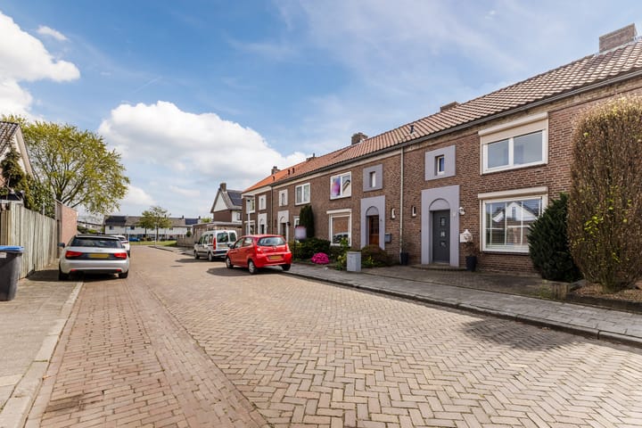 Foto 38 van Reinoldstraat 8