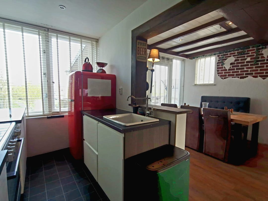 Foto 8 van Middenweg 152-A