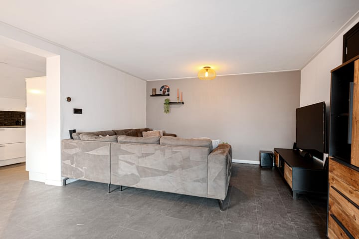 Foto 10 van Bernhardlaan 7