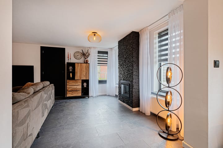 Foto 12 van Bernhardlaan 7