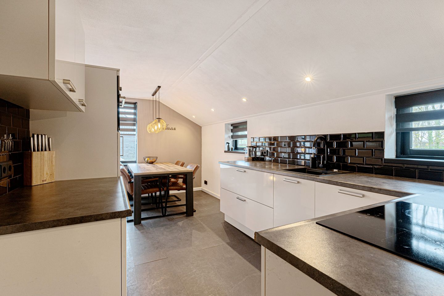 Foto 20 van Bernhardlaan 7