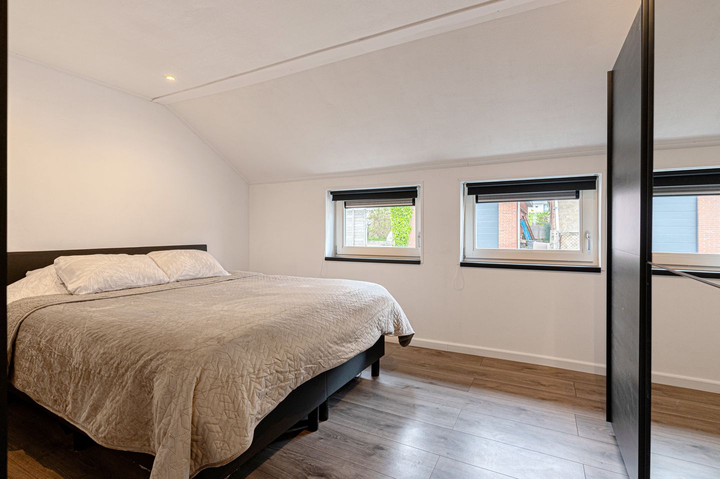 Foto 25 van Bernhardlaan 7