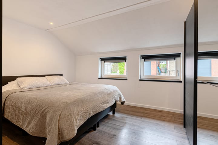 Foto 25 van Bernhardlaan 7