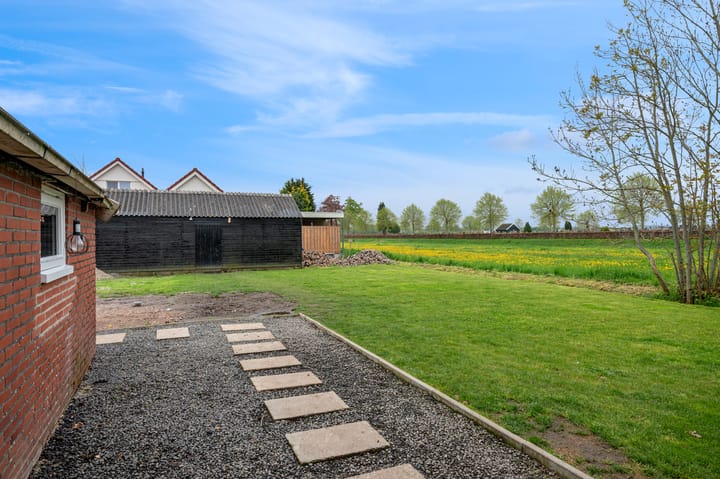 Foto 38 van Bernhardlaan 7