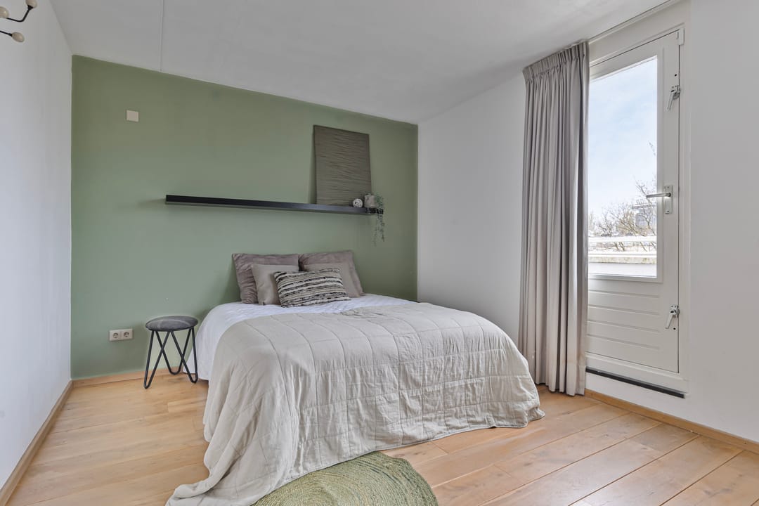 Foto 23 van IJplein 334