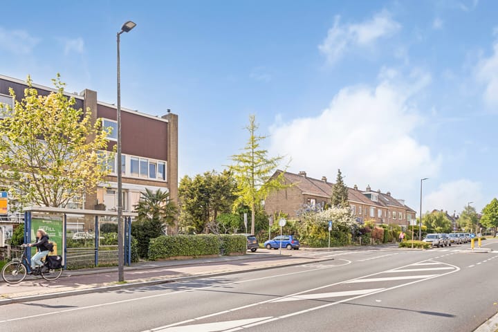 Foto 10 van van Hogendorplaan 16