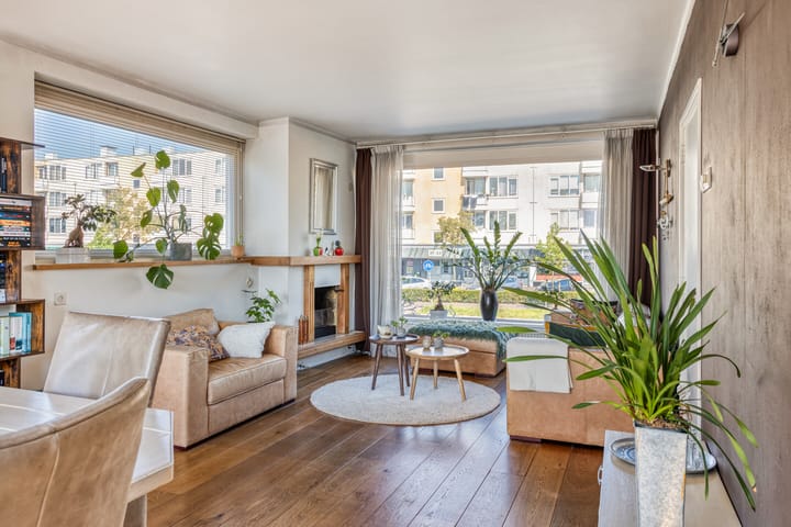 Foto 18 van van Hogendorplaan 16