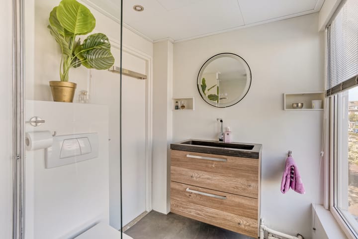 Foto 29 van van Hogendorplaan 16