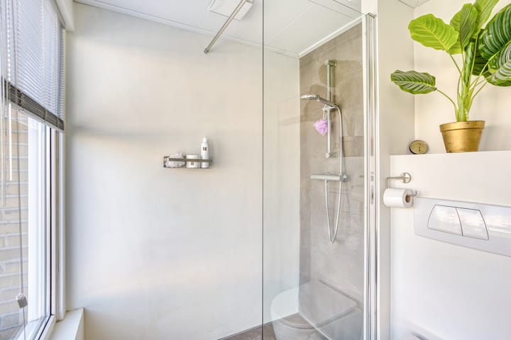 Foto 30 van van Hogendorplaan 16