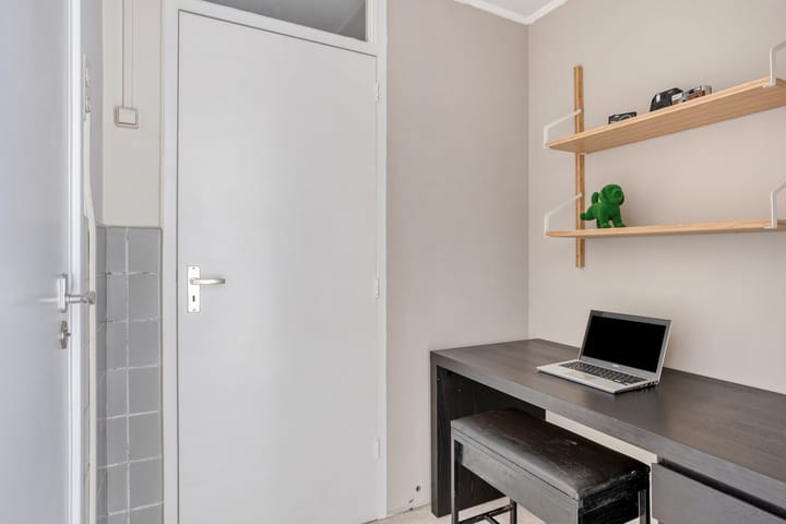 Foto 35 van van Hogendorplaan 16