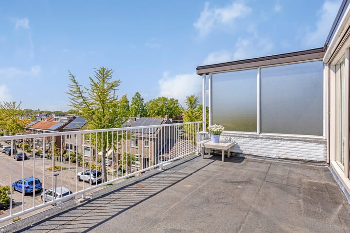 Foto 41 van van Hogendorplaan 16