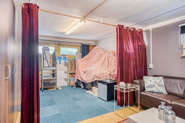 Foto 43 van van Hogendorplaan 16