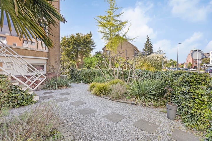 Foto 49 van van Hogendorplaan 16