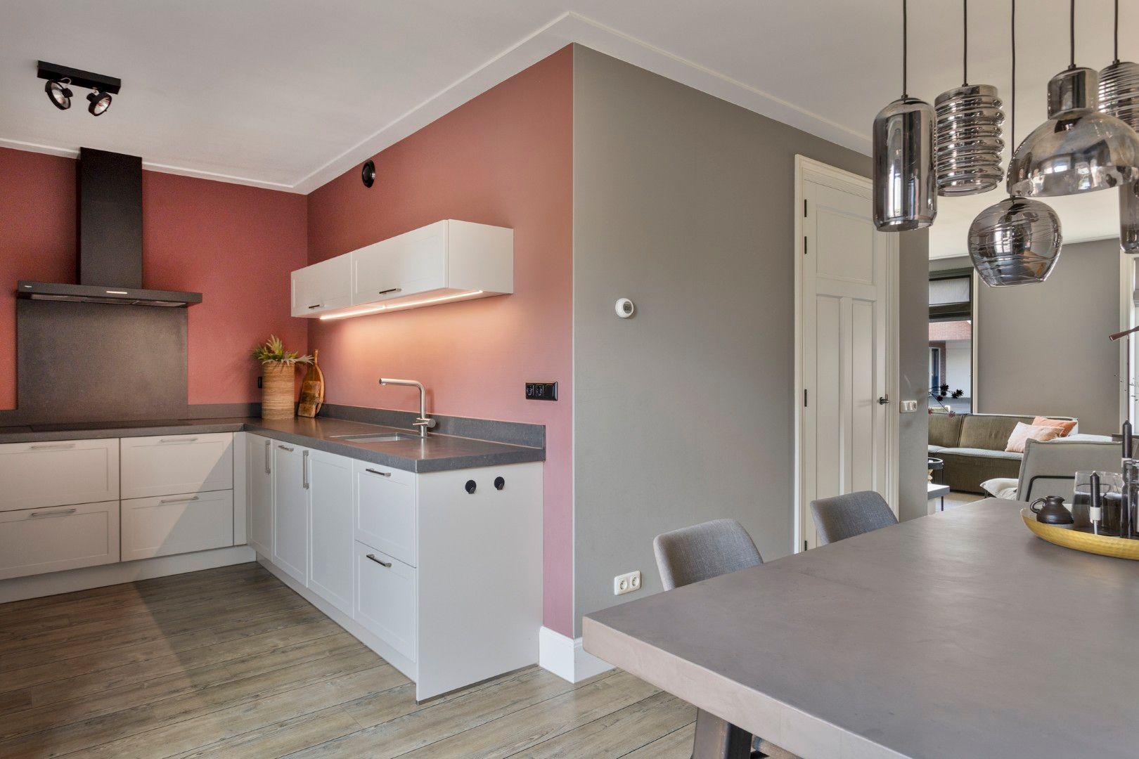 Foto 18 van Kluisstraat 4