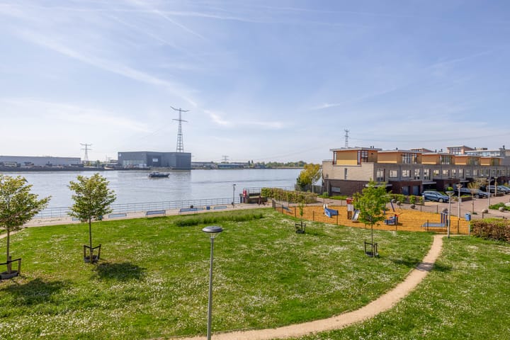 Foto 37 van Voorstraat 29-A