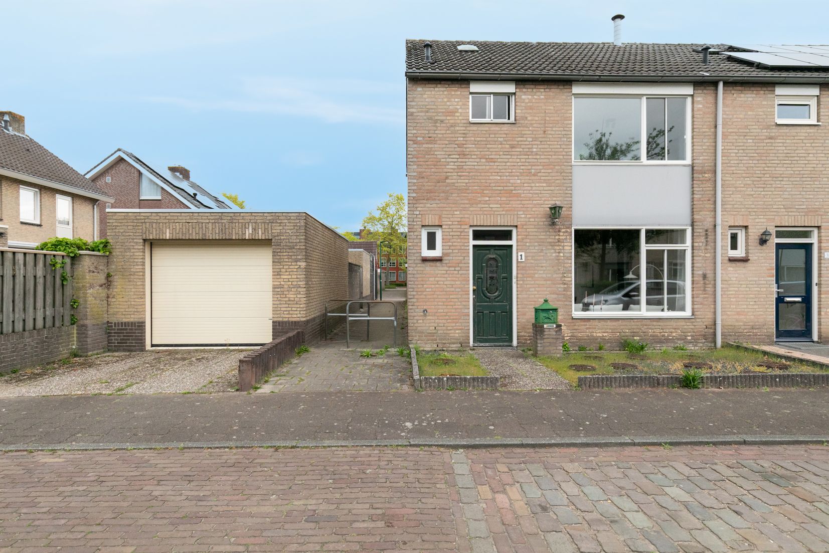 Photo 6 of Heelwijkstraat 1