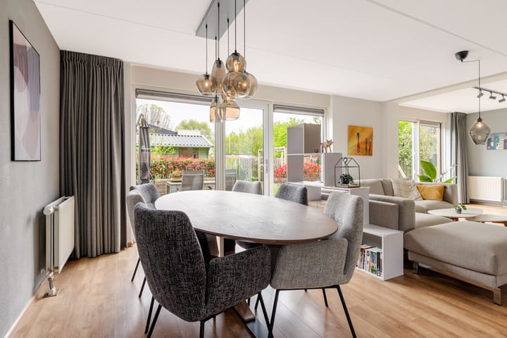 Photo 3 of Spakenburglaan 43