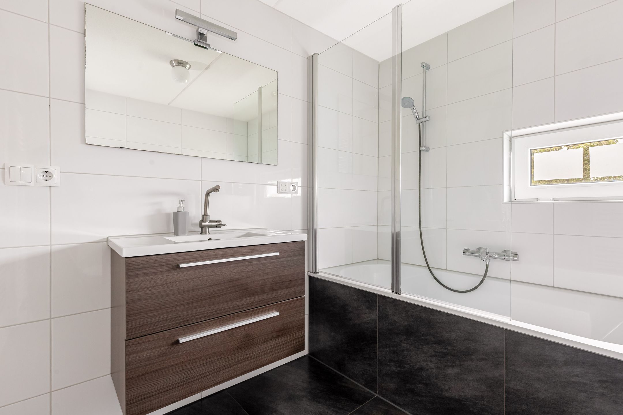 Photo 21 of Spakenburglaan 43