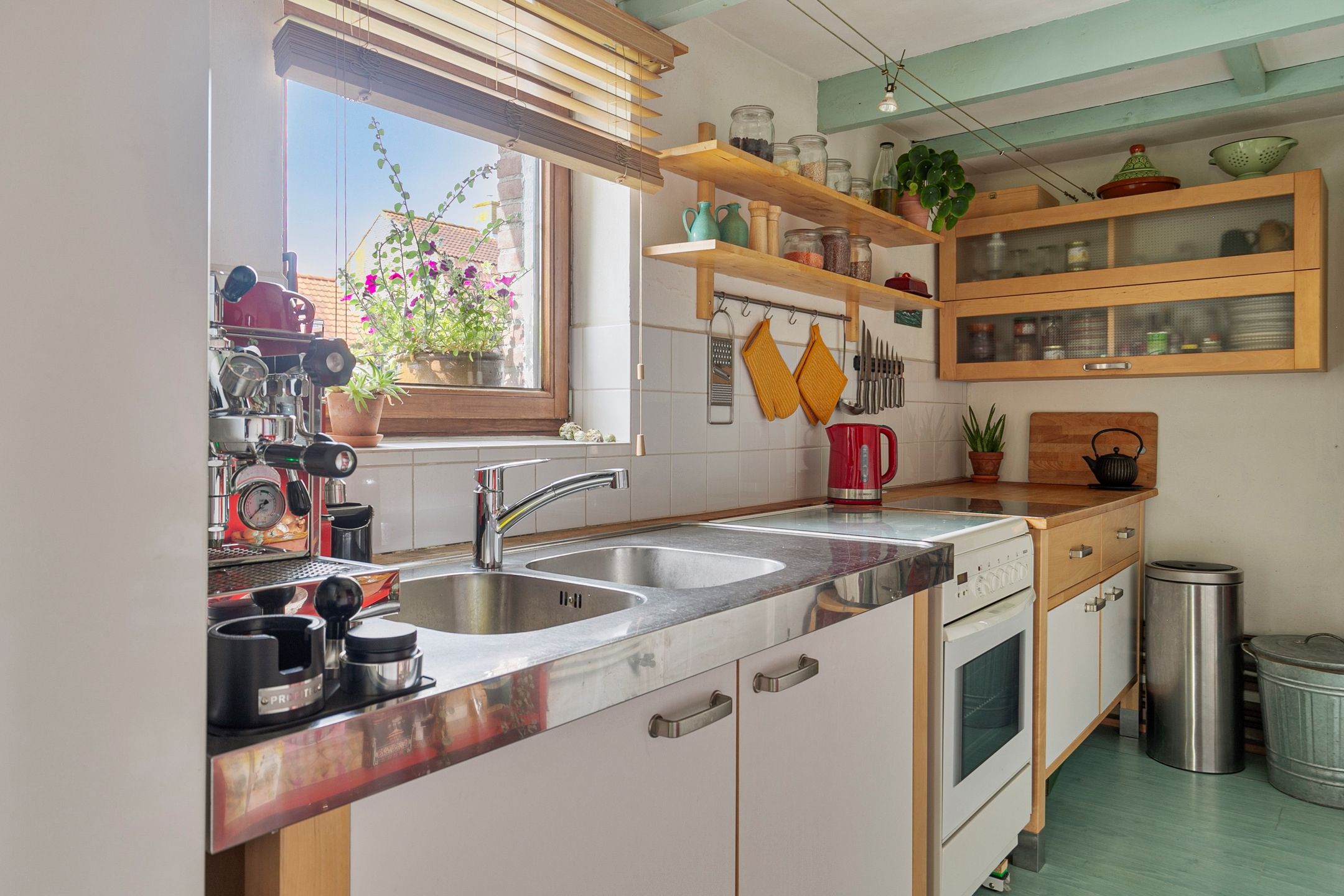 Foto 9 van Provincialeweg 33