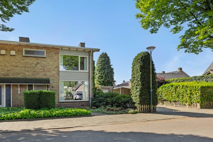 Foto 38 van Rozenstraat 15