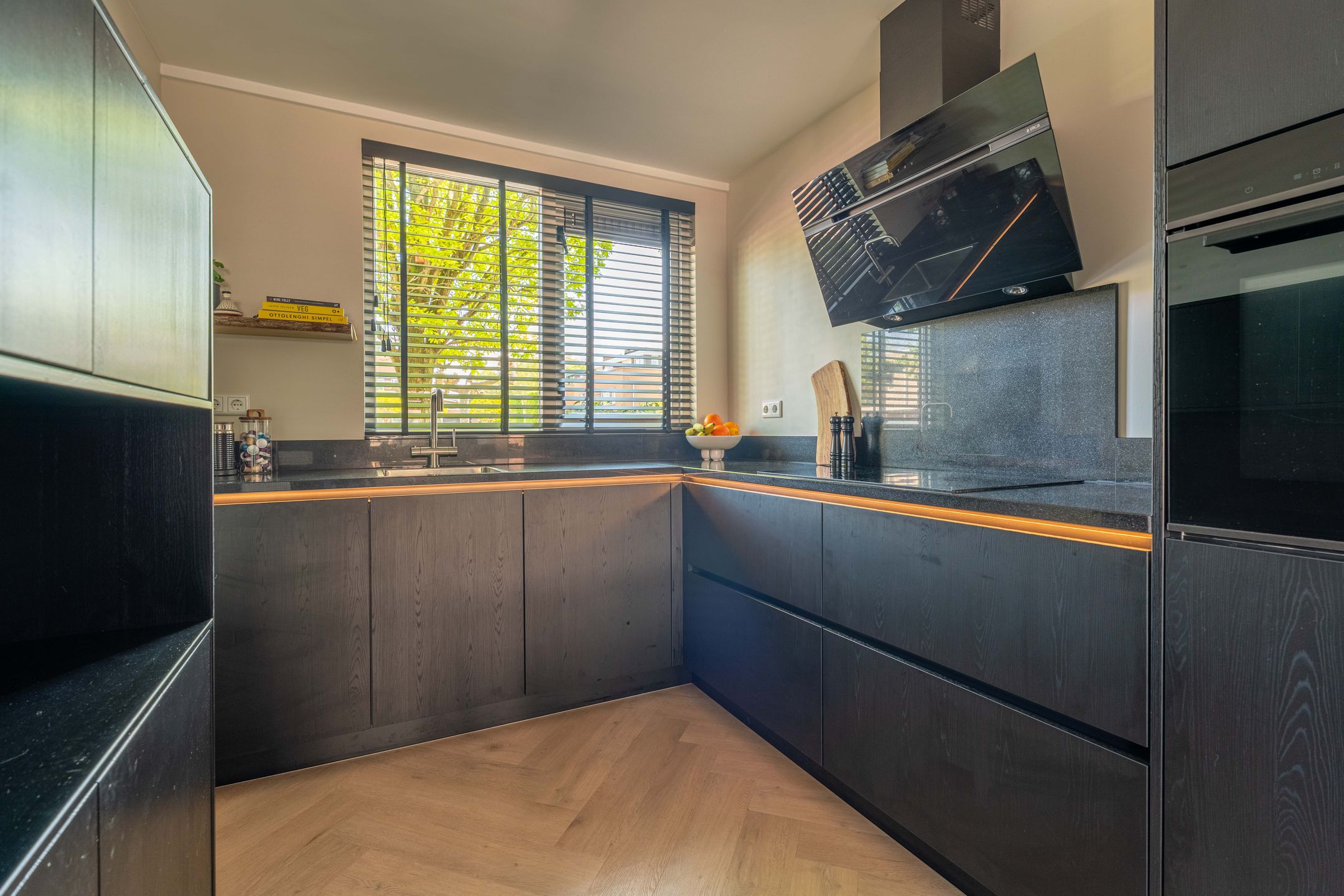 Photo 9 of Korenbloem 16