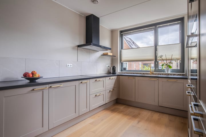 Foto 12 van Stedelaan 25