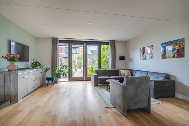 Foto 15 van Stedelaan 25