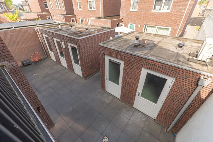 Photo 35 of Wernhoutseweg 120-C