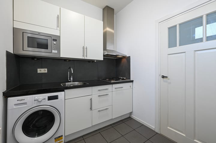 Foto 10 van van Barbansonstraat 90