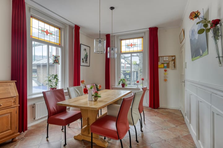 Foto 9 van Straatweg 10