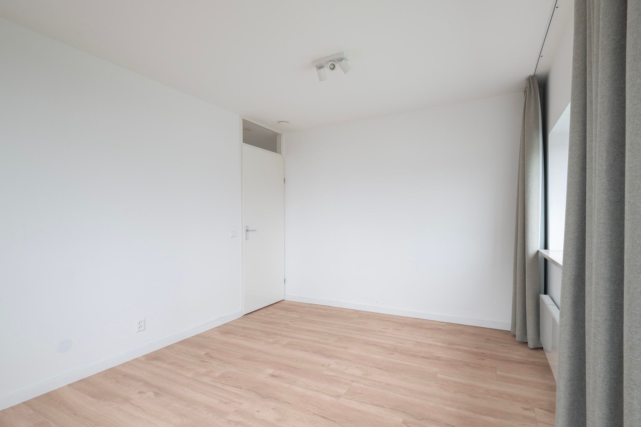 Photo 15 of Bulgersteyn 7101