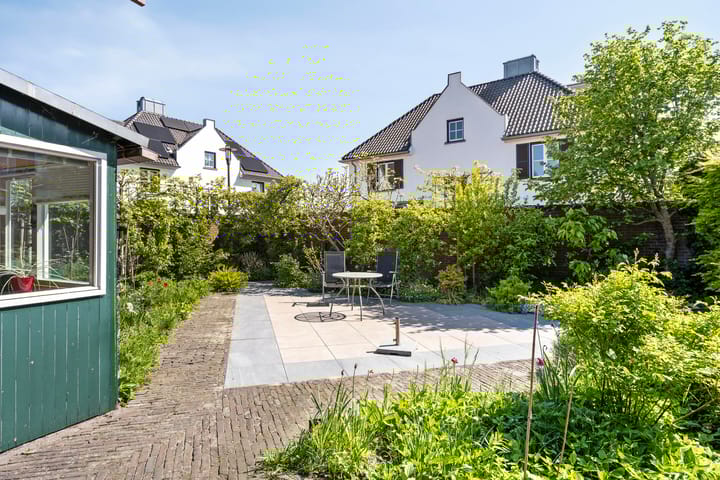 Foto 38 van Straatweg 10