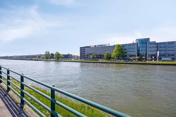 Foto 46 van Straatweg 10