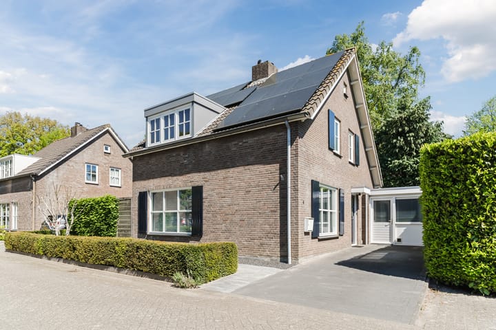 Foto 1 van Dokter Lobachlaan 4