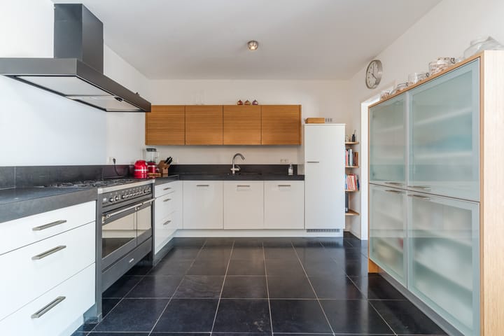 Foto 10 van Dokter Lobachlaan 4