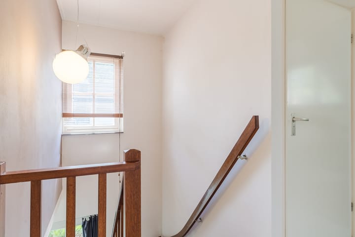 Foto 15 van Dokter Lobachlaan 4