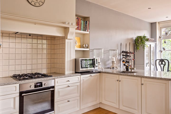 Foto 8 van Van der Duyn van Maasdamlaan 6