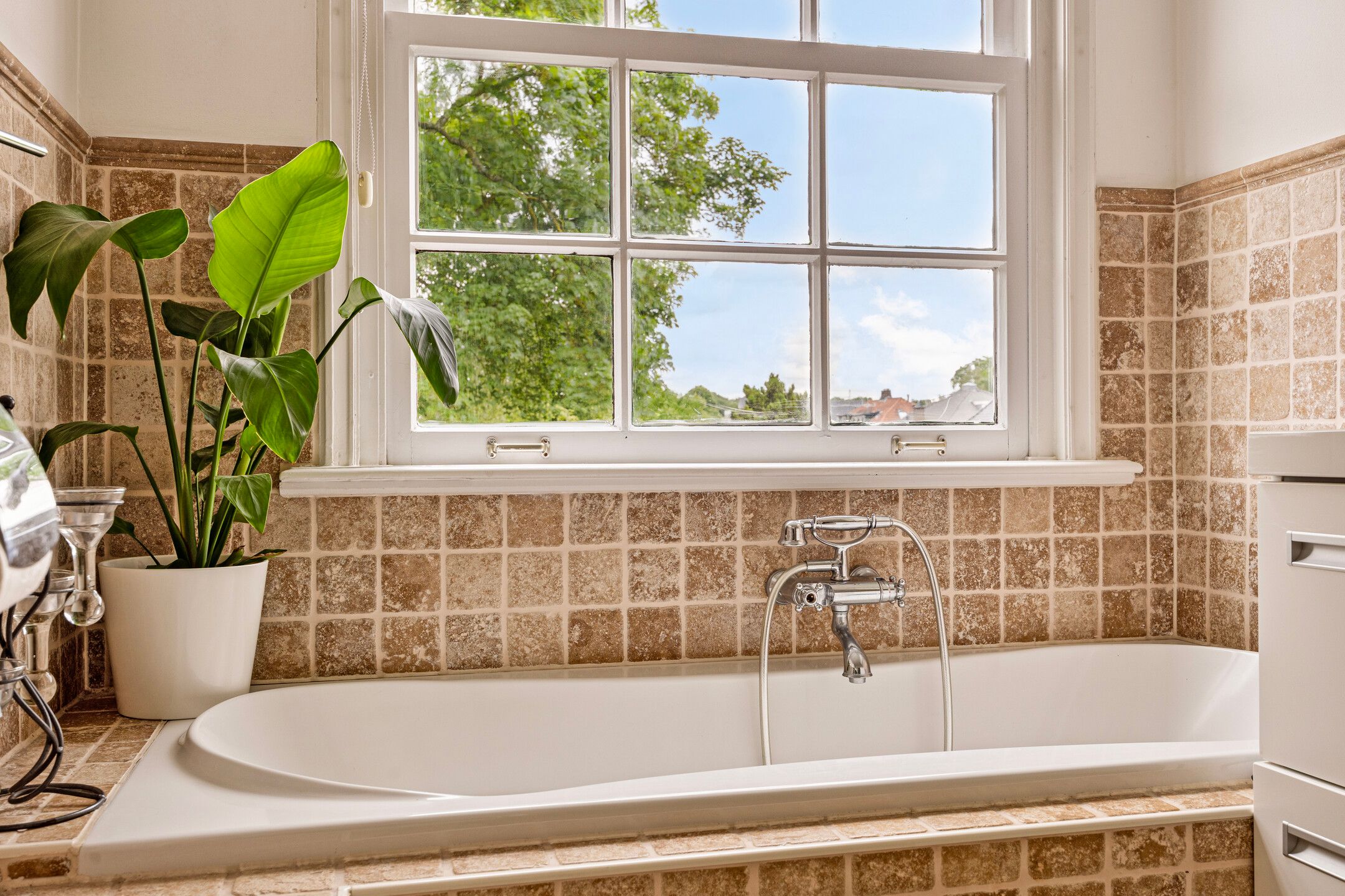 Foto 12 van Van der Duyn van Maasdamlaan 6