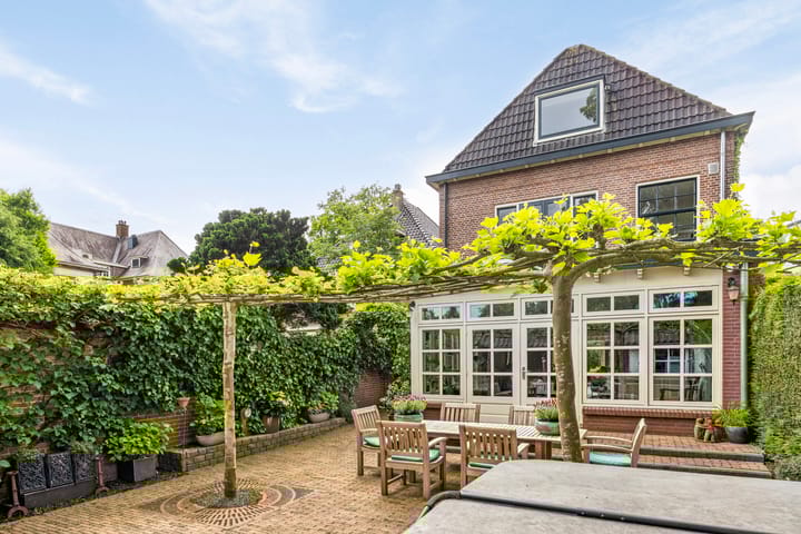 Foto 27 van Van der Duyn van Maasdamlaan 6