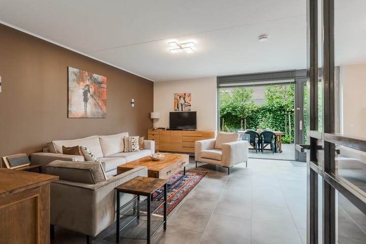 Photo 8 of Zwedenstraat 43