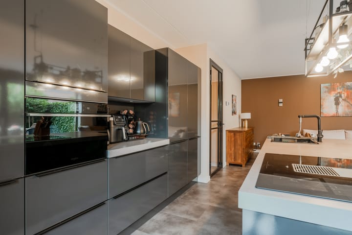 Photo 18 of Zwedenstraat 43