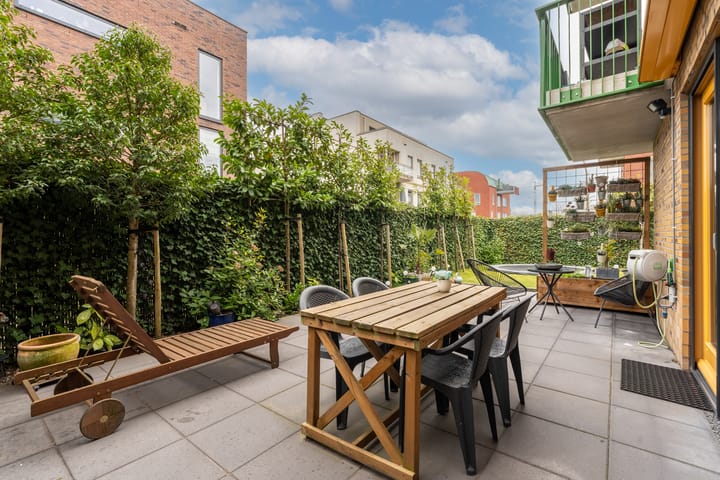 Photo 22 of Zwedenstraat 43