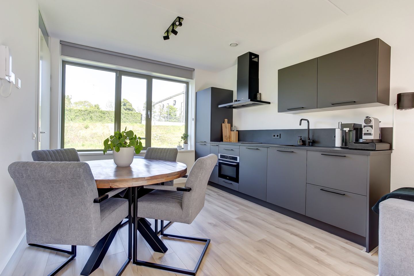 Foto 14 van Koning Willem-Alexanderplein 121