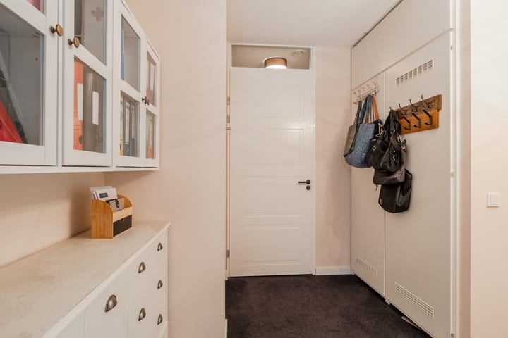 Photo 38 of Zwedenstraat 43