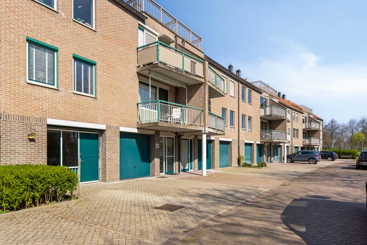 Photo 2 of Haven Zuidzijde 31