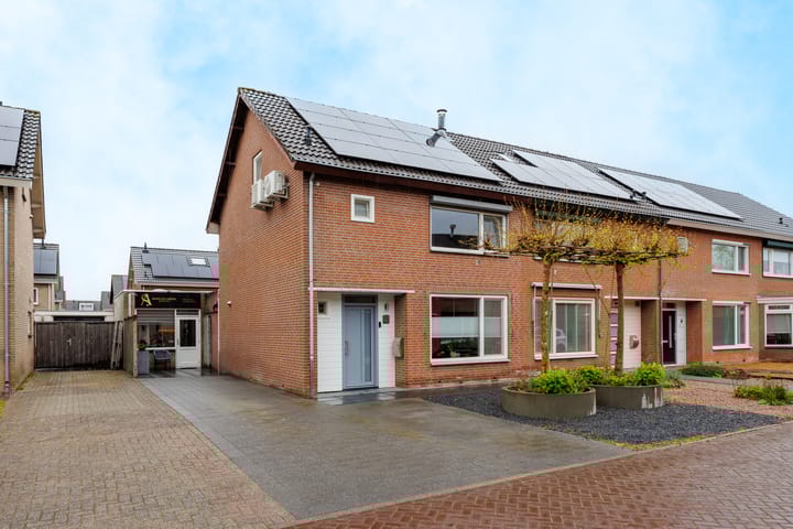 Foto 1 van de Cornet 8