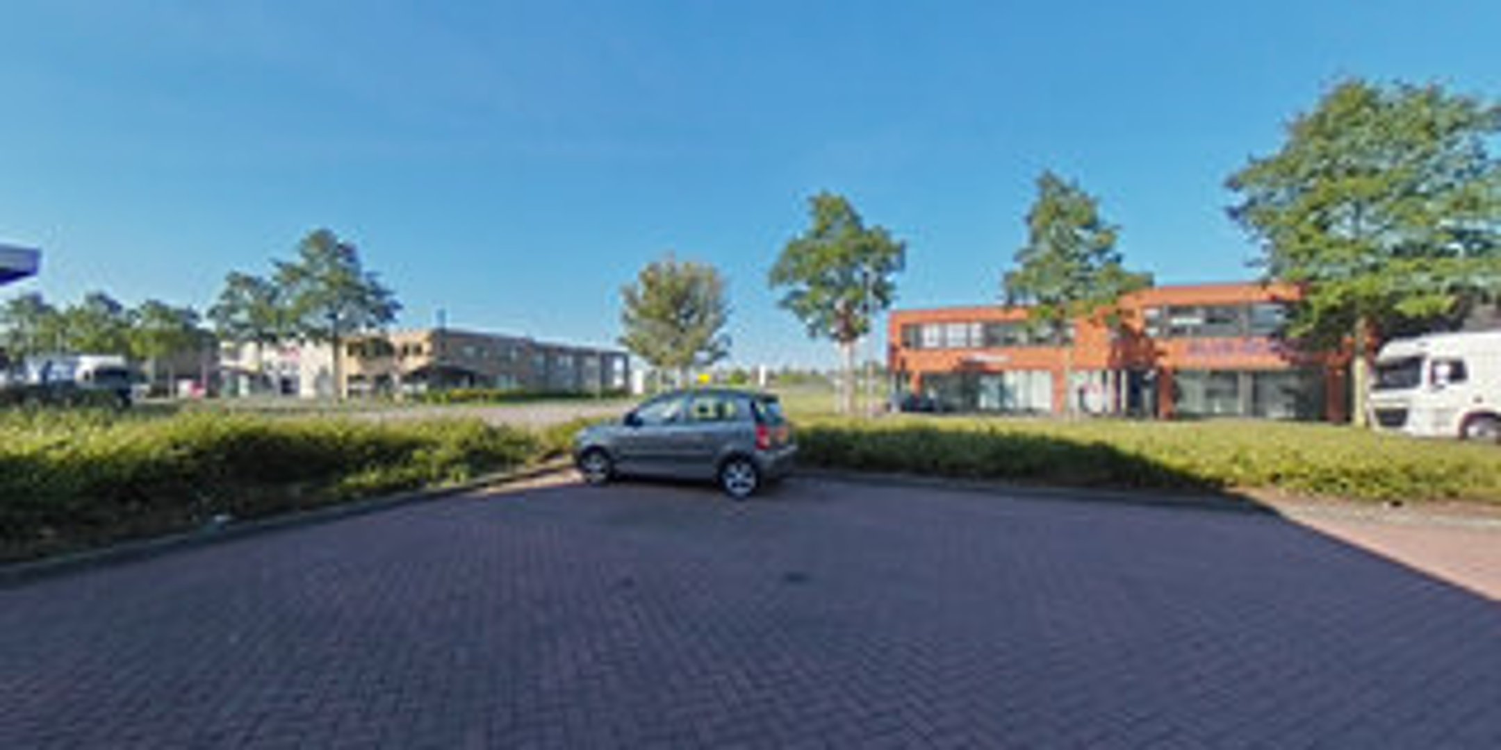 View 360° photos