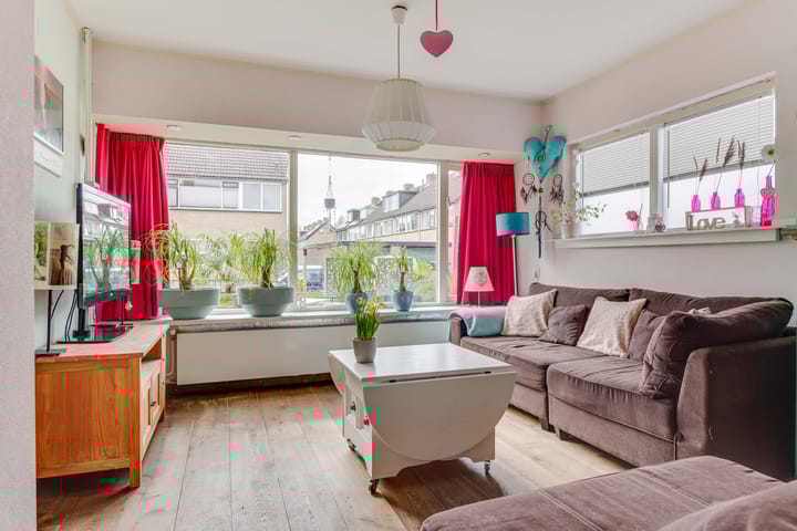 Foto 4 van Leliestraat 1