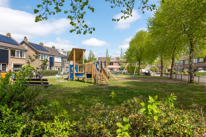 Foto 28 van Leliestraat 1